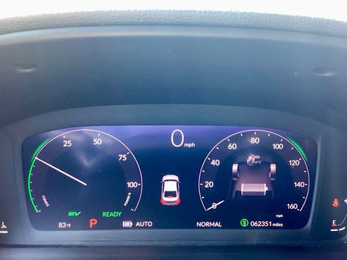 Used 2024 Honda Accord Sport image 9