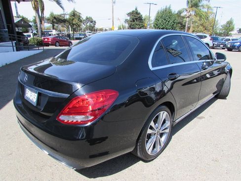 Used 2018 Mercedes-Benz C 300 Sedan image 8