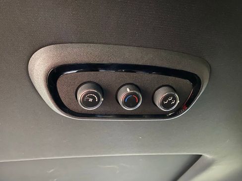 Used 2023 Dodge Durango GT image 15