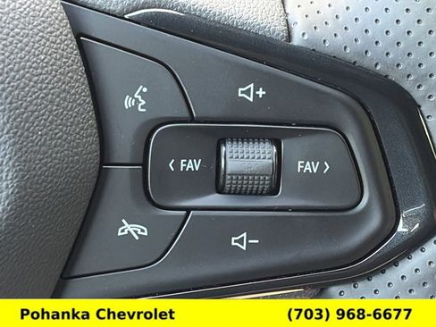 Used 2026 Chevrolet Trax RS w/ Sunroof Package FWD image 13