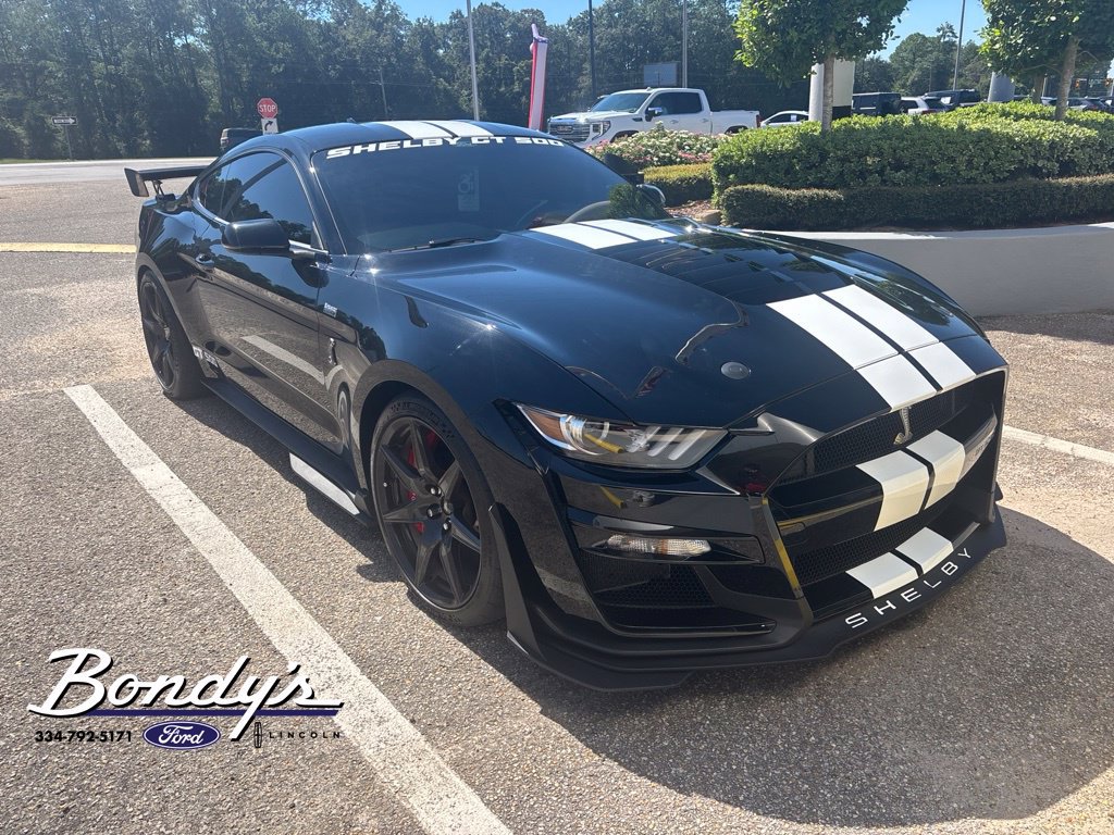 Used 2021 Ford Mustang Shelby GT500 w/ Carbon Fiber Track Pack RWD image 3