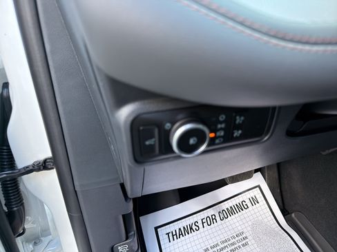 New 2026 Ford Explorer Active w/ Active Comfort Package RWD image 22