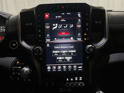 Used 2020 RAM 1500 Laramie AWD/4WD image 18