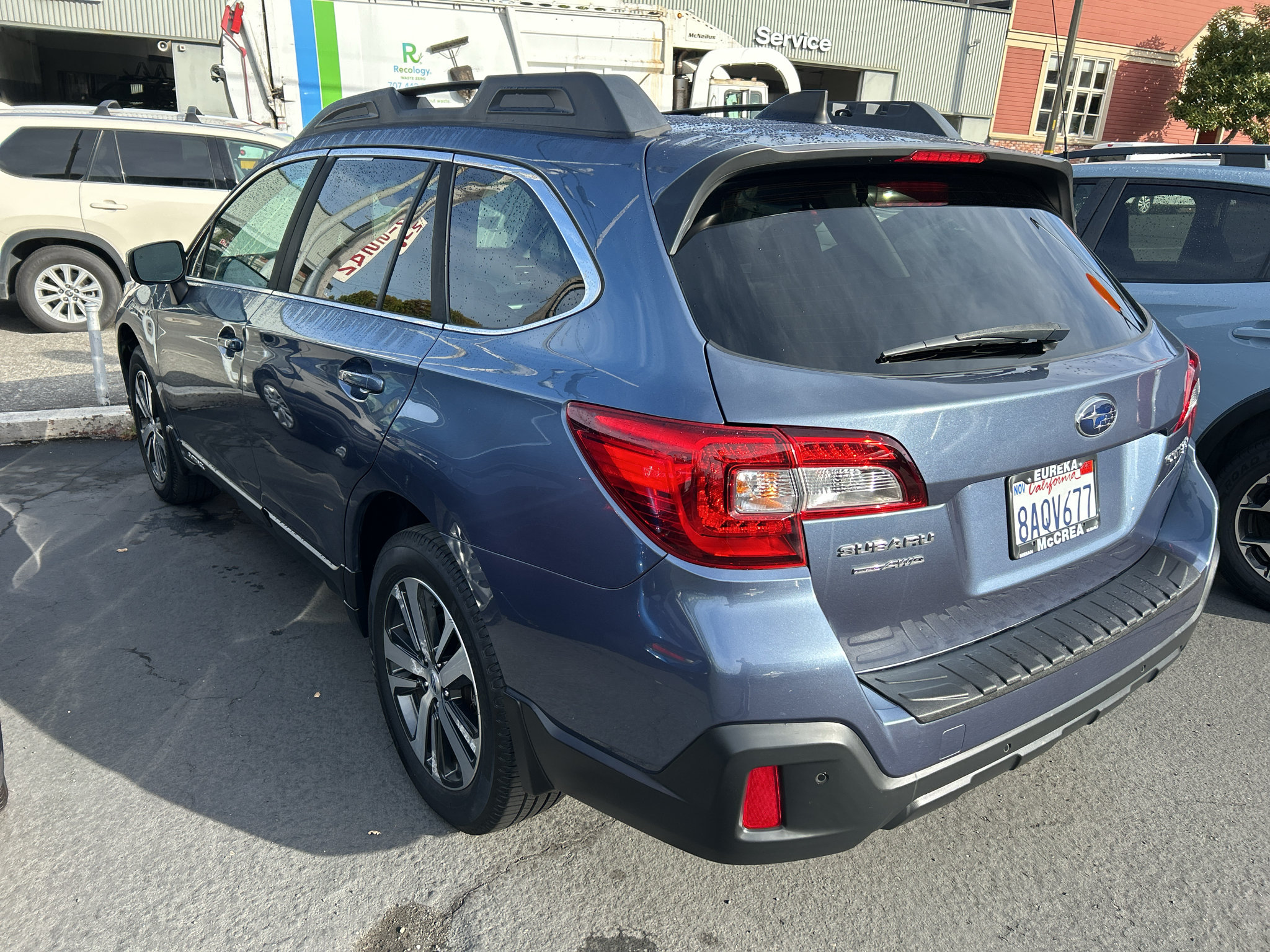 Used 2018 Subaru Outback 2.5i Limited AWD/4WD image 6