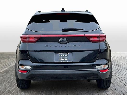 Certified 2022 Kia Sportage Nightfall Edition image 4