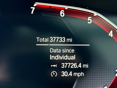 Certified 2021 BMW X4 xDrive30i w/ Executive Package image 35