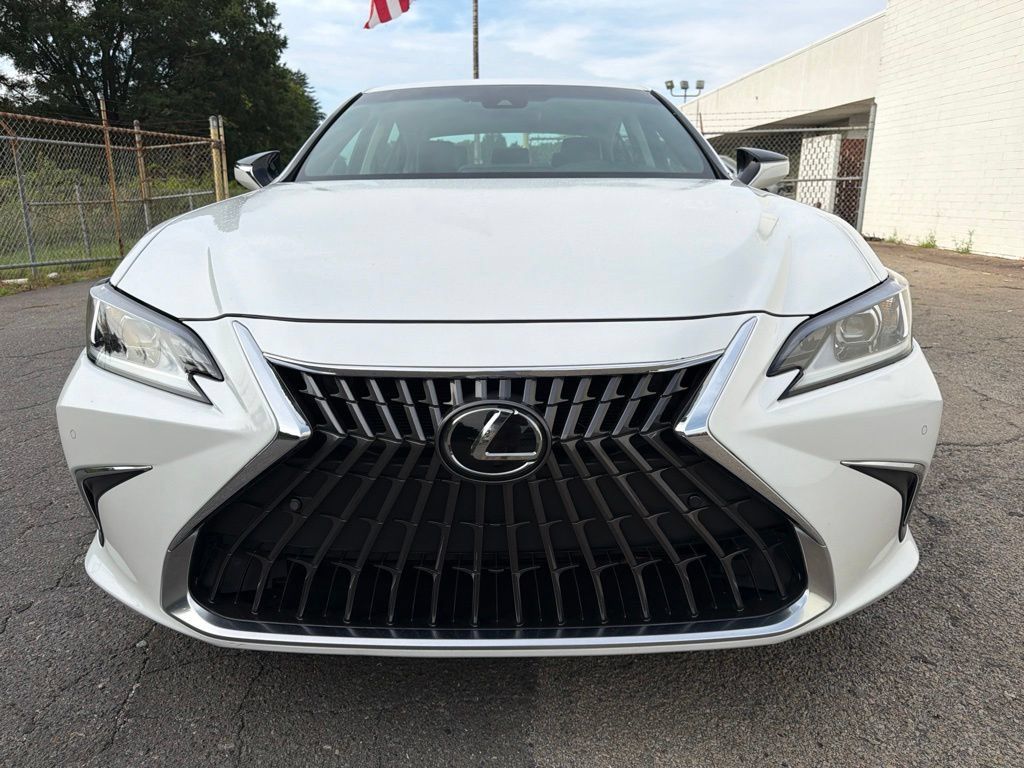 Used 2023 Lexus ES 250 w/ Premium Package w/ Premium Package AWD/4WD image 7