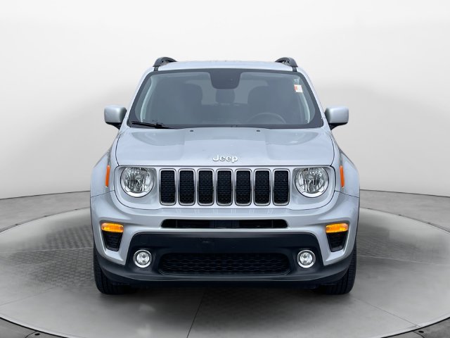 Used 2019 Jeep Renegade Latitude w/ Popular Equipment Group AWD/4WD image 8