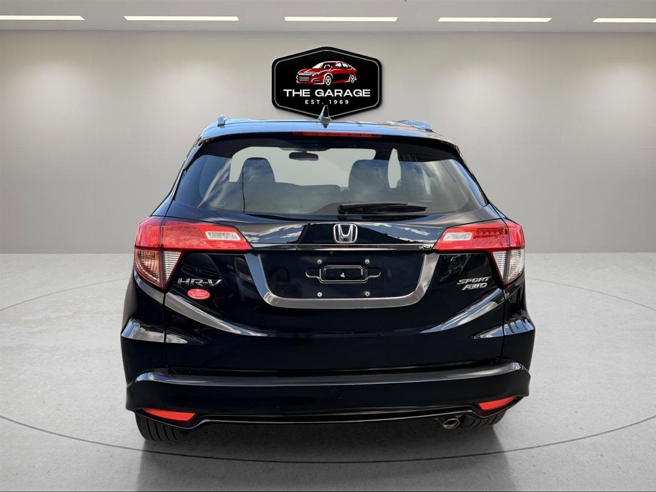 Used 2019 Honda HR-V Sport image 4