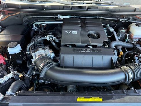 Used 2023 Nissan Frontier SV w/ SV Convenience Package image 13
