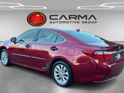Used 2013 Lexus ES 300h ES 300h Sedan 4D image 3