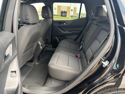 New 2027 Chevrolet Equinox LT FWD image 12