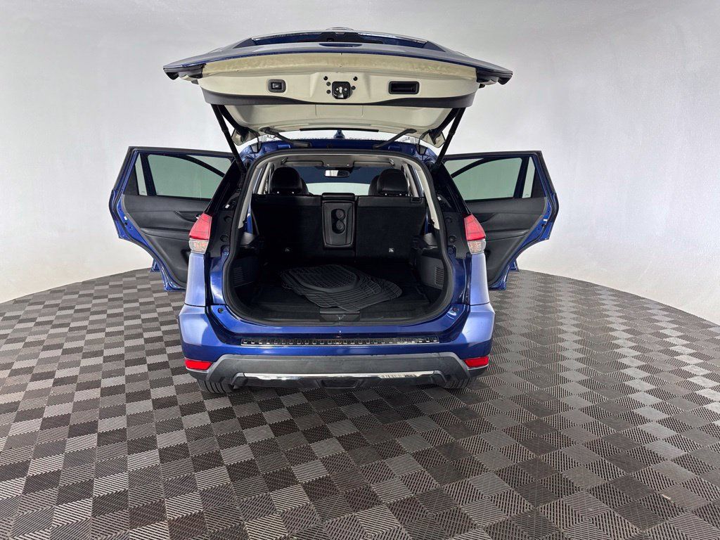 Used 2017 Nissan Rogue SL w/ SL Premium Package AWD/4WD image 17