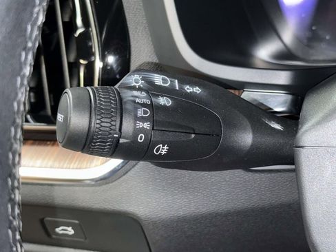 Used 2023 Volvo S60 B5 Plus w/ Climate Package FWD image 26