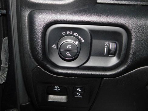 Used 2021 RAM 1500 Big Horn image 21