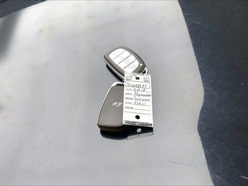 Used 2018 Hyundai Tucson Sport image 14