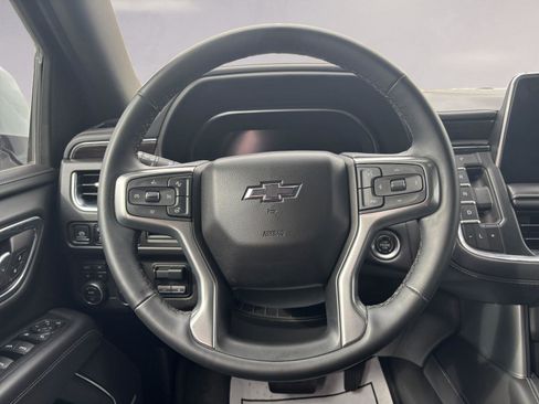 Used 2023 Chevrolet Suburban Z71 w/ Z71 Off-Road Package image 12