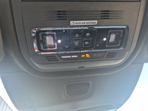 Used 2025 Lincoln Aviator Black Label image 36