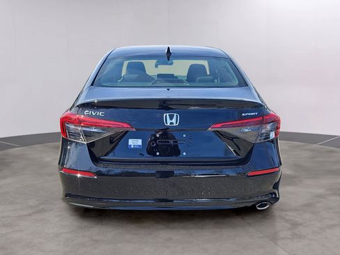 Used 2023 Honda Civic Sport image 5