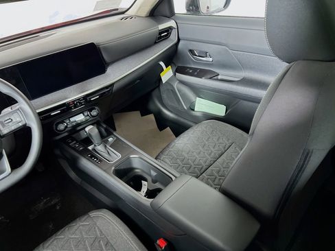 New 2026 Nissan Kicks SV image 19