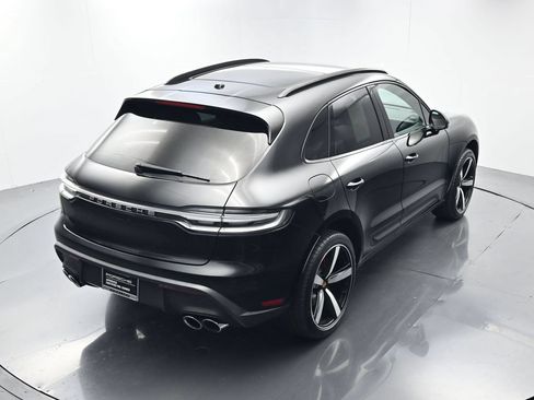 Certified 2023 Porsche Macan S AWD/4WD image 39