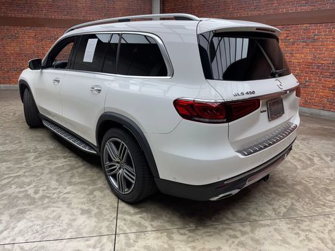 Used 2023 Mercedes-Benz GLS 450 4MATIC image 2