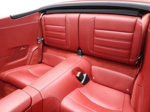 Used 2022 Porsche 911 Carrera image 4