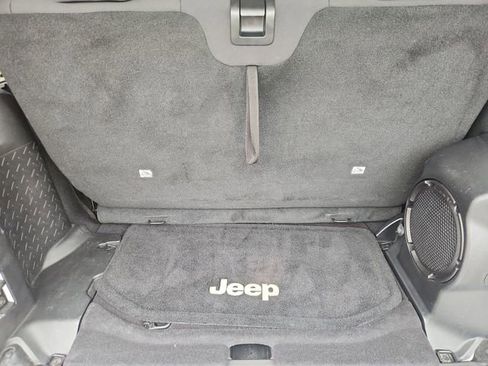 Used 2013 Jeep Wrangler Sahara w/ Connectivity Group AWD/4WD image 21