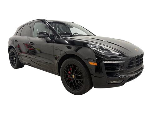 Used 2018 Porsche Macan GTS AWD/4WD image 3