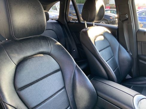 Used 2018 Mercedes-Benz GLC 300 image 16