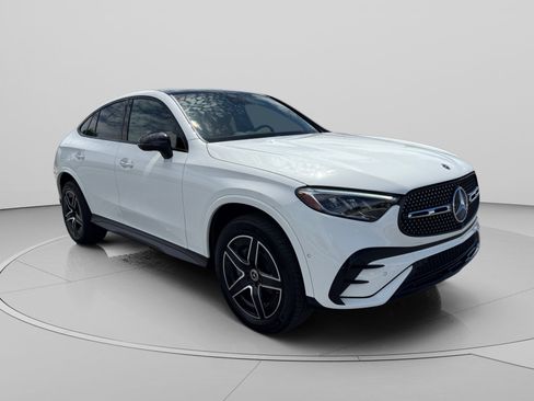 Used 2024 Mercedes-Benz GLC 300 4MATIC image 7