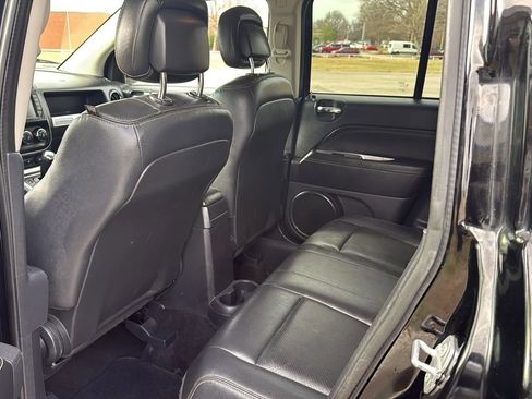 Used 2015 Jeep Compass High Altitude image 10