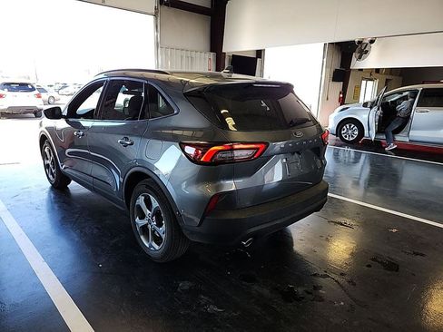 Used 2025 Ford Escape ST-Line image 4