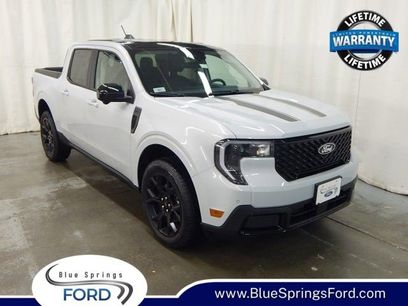 New 2025 Ford Maverick Lariat w/ Black Appearance Package