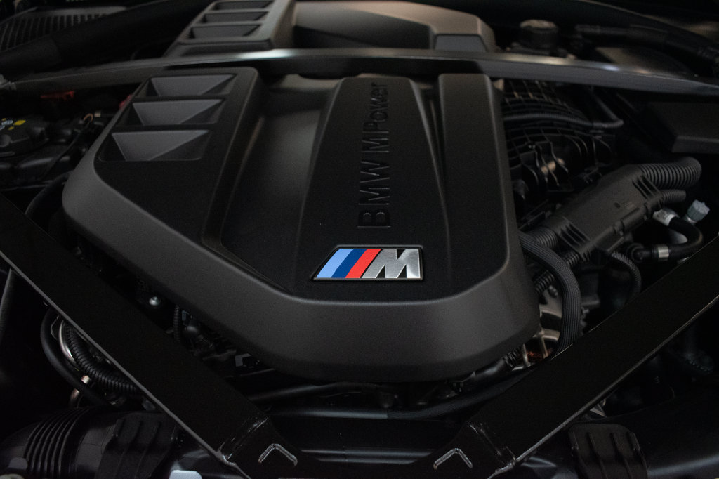 New 2026 BMW M2 w/ Lighting Package RWD image 11