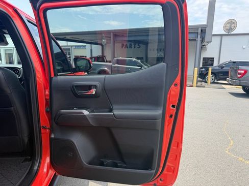 Used 2023 Toyota Tacoma TRD Pro AWD/4WD image 35