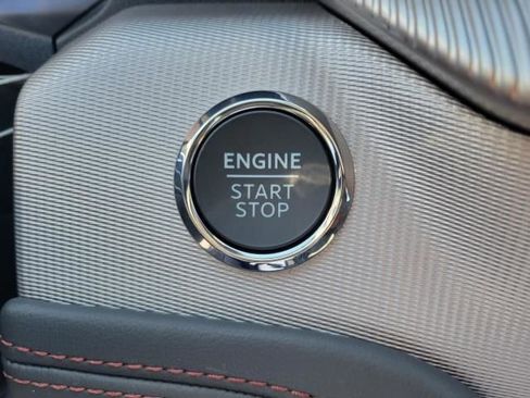 New 2025 Ford Explorer Active w/ Active Comfort Package image 26