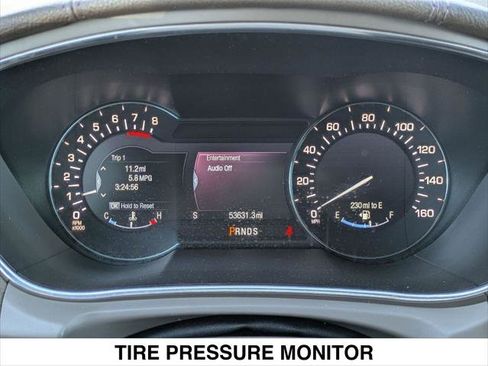 Used 2016 Lincoln MKX Reserve w/ Luxury Package image 16