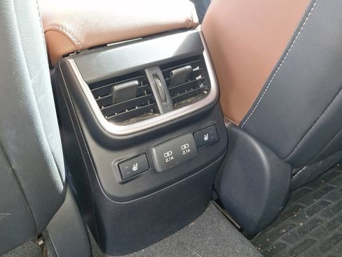 Used 2021 Subaru Outback Touring XT image 15