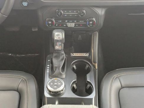 New 2026 Ford Bronco Badlands AWD/4WD image 18