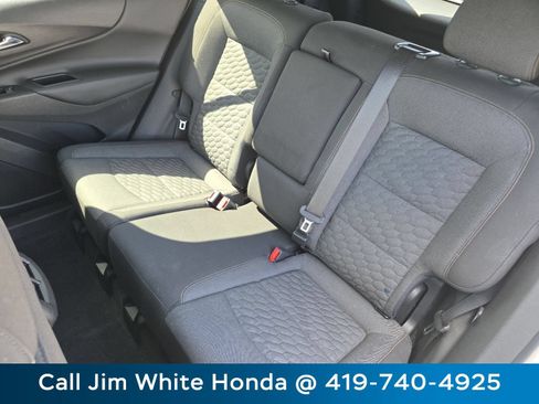 Used 2018 Chevrolet Equinox LT AWD/4WD image 19