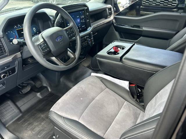 Used 2025 Ford F150 XL RWD image 6