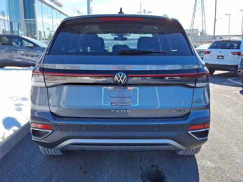 New 2026 Volkswagen Taos SEL image 4