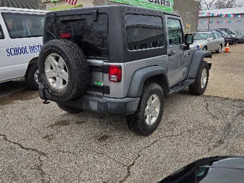 Used 2016 Jeep Wrangler Sport w/ Quick Order Package 24S AWD/4WD image 3