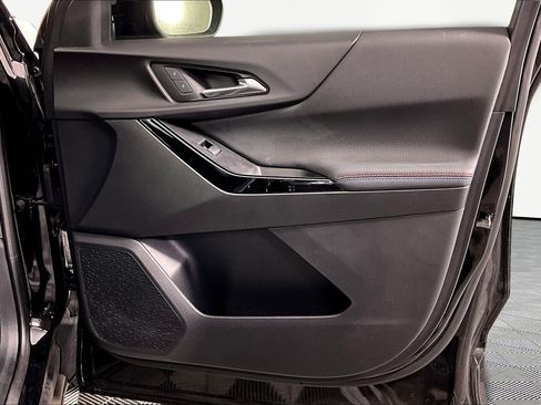 Used 2025 Chevrolet Equinox RS w/ Safety and Technology Package image 25