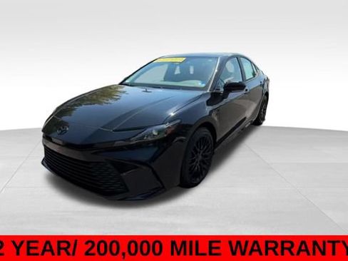 Used 2026 Toyota Camry LE FWD image 9