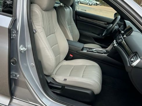 Used 2022 Honda Accord Sport image 21