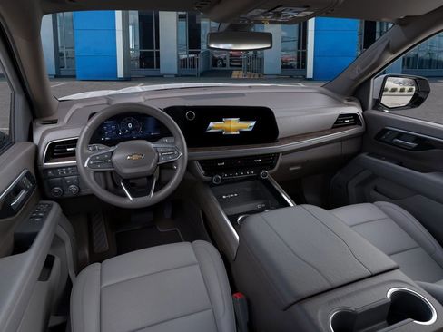 New 2026 Chevrolet Suburban LT w/ Comfort Package image 15