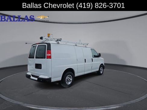 Certified 2016 GMC Savana 2500 image 8