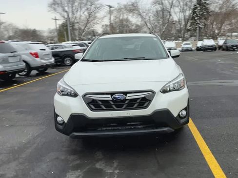 Certified 2023 Subaru Crosstrek 2.0i Premium image 3